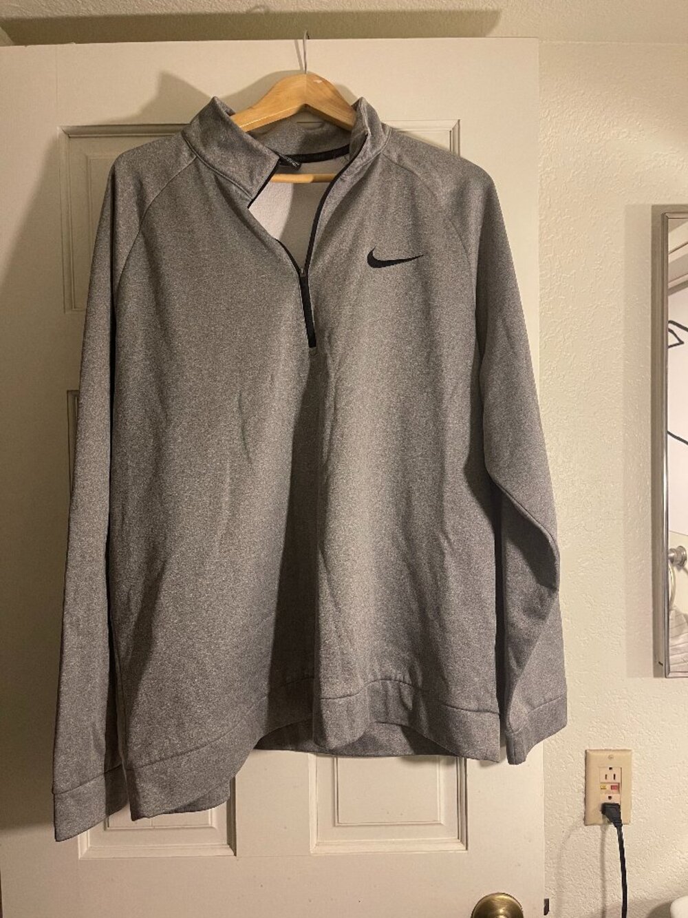 Men's XXL Nike dri fit 1/4 zip pullover athletic running neutral